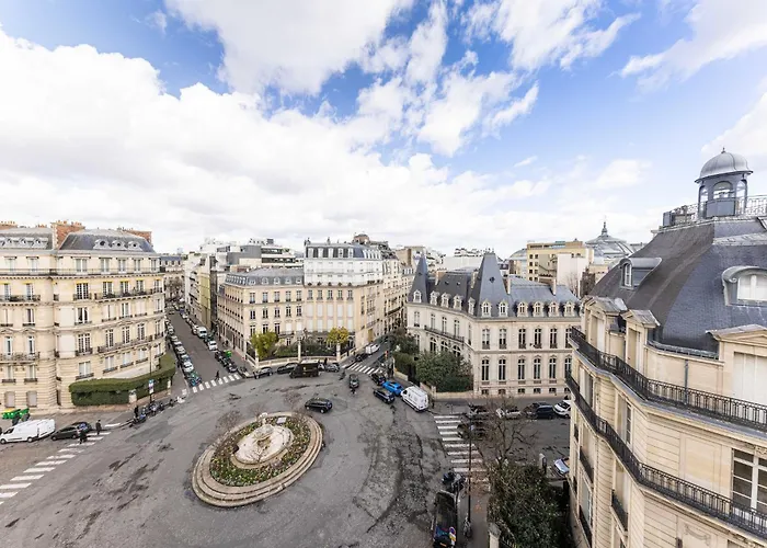 Charming Studio 1P Near Av Montaigne