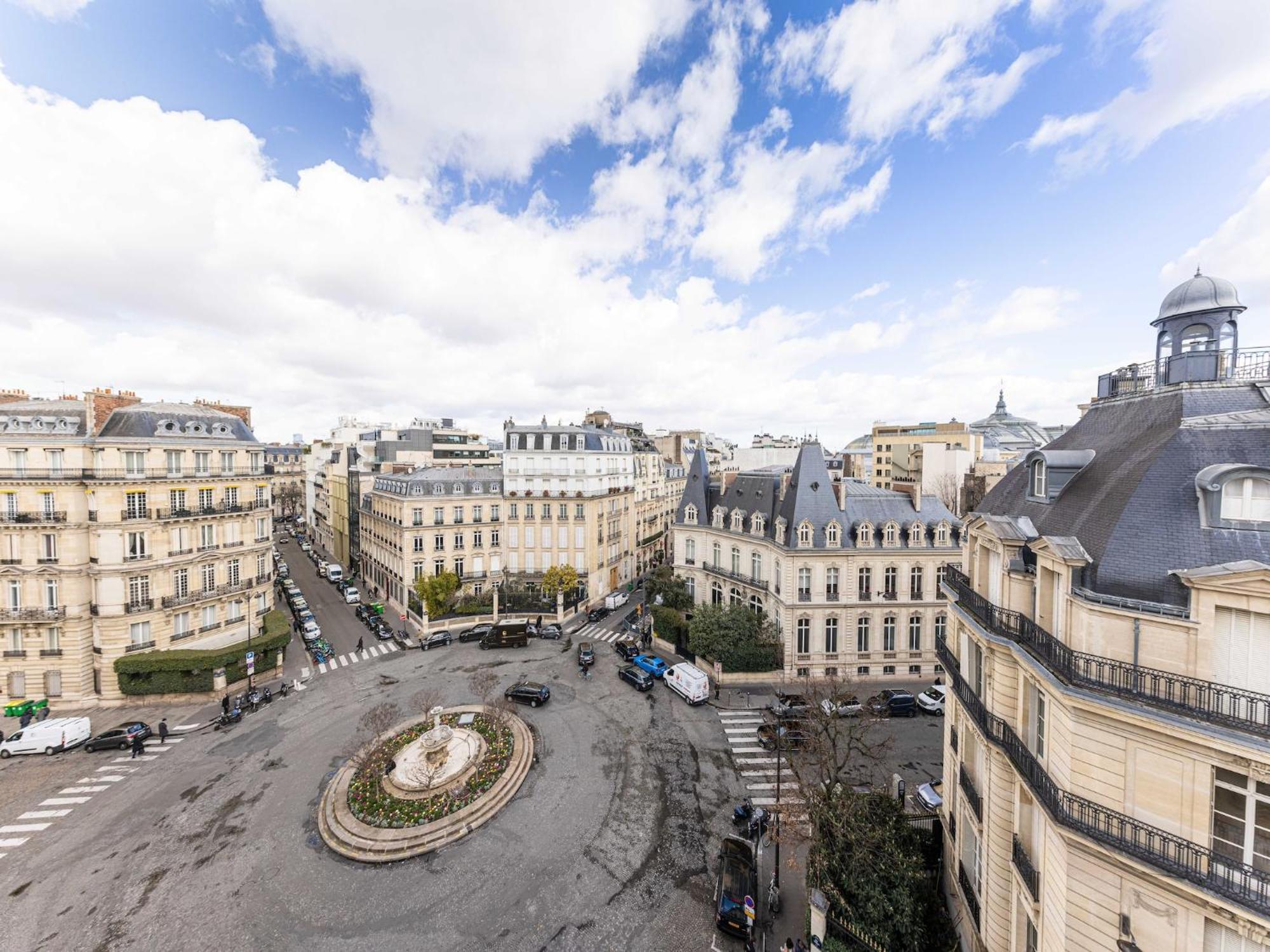 Charming 1p Near Av Montaigne Apartment Paris